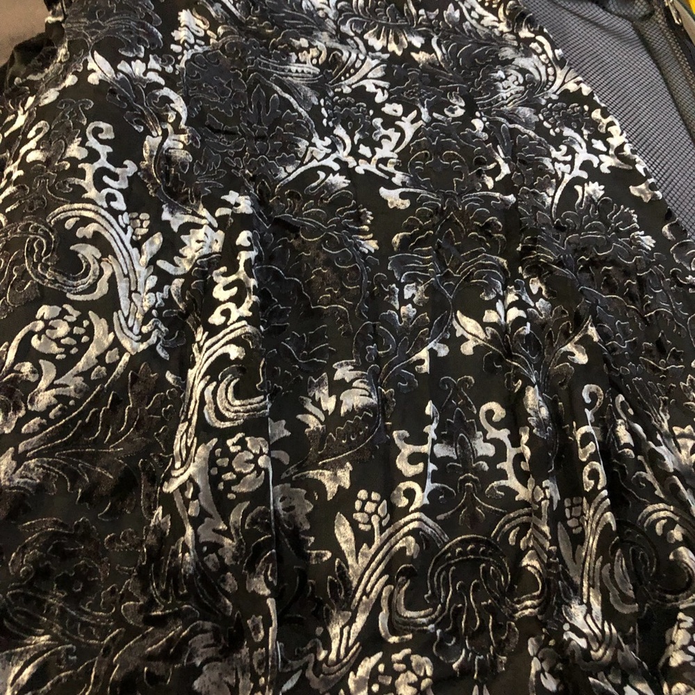 Women skirt size 1